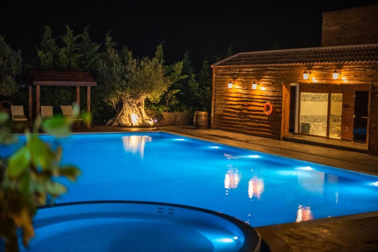 Villa Grand Mansion &