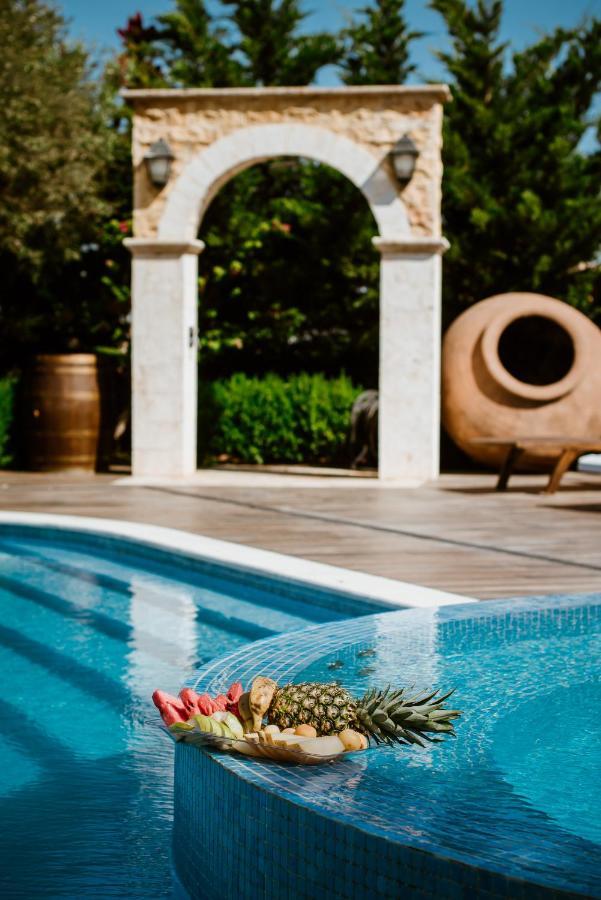 Grand Mansion &